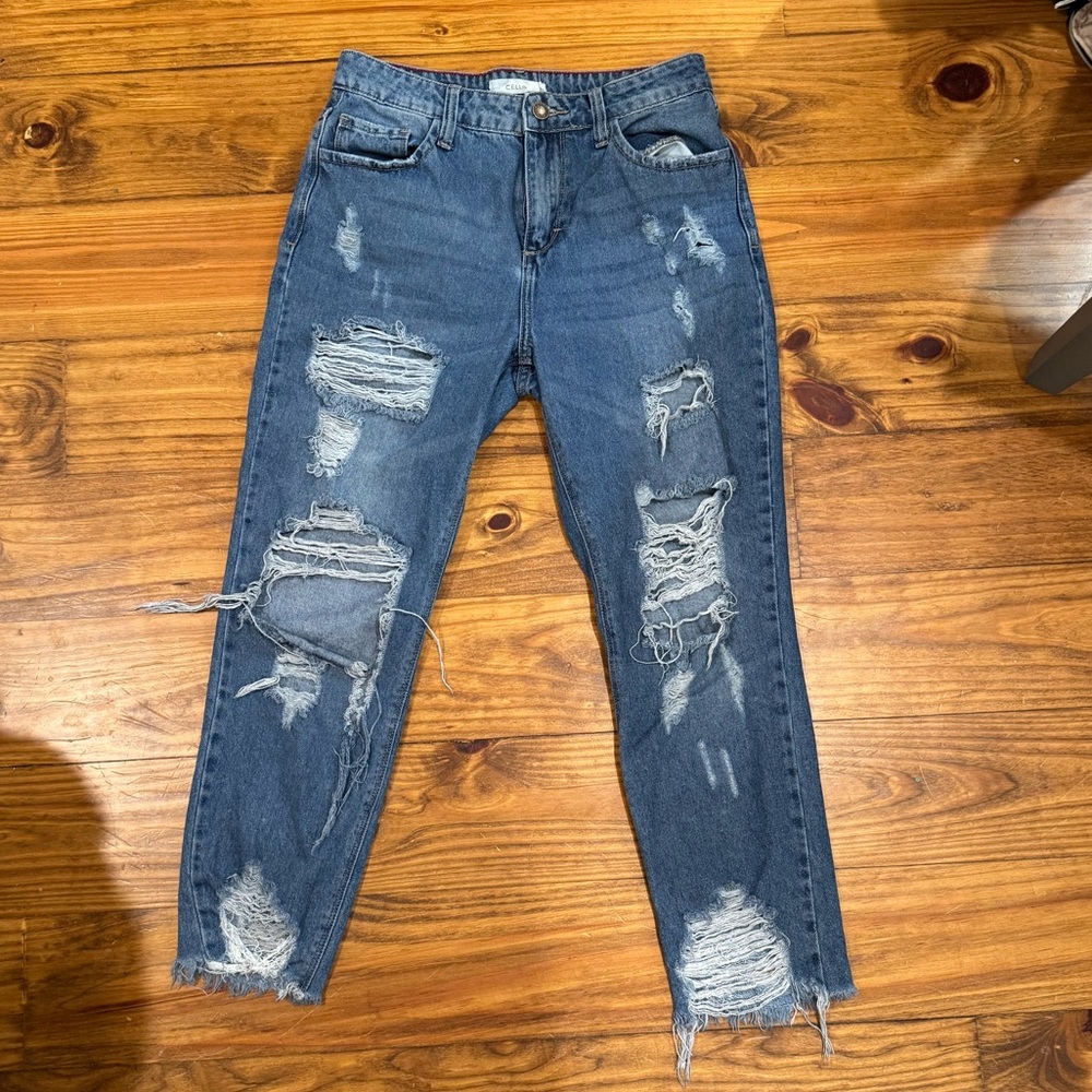 Cello Distressed Crop Jeans